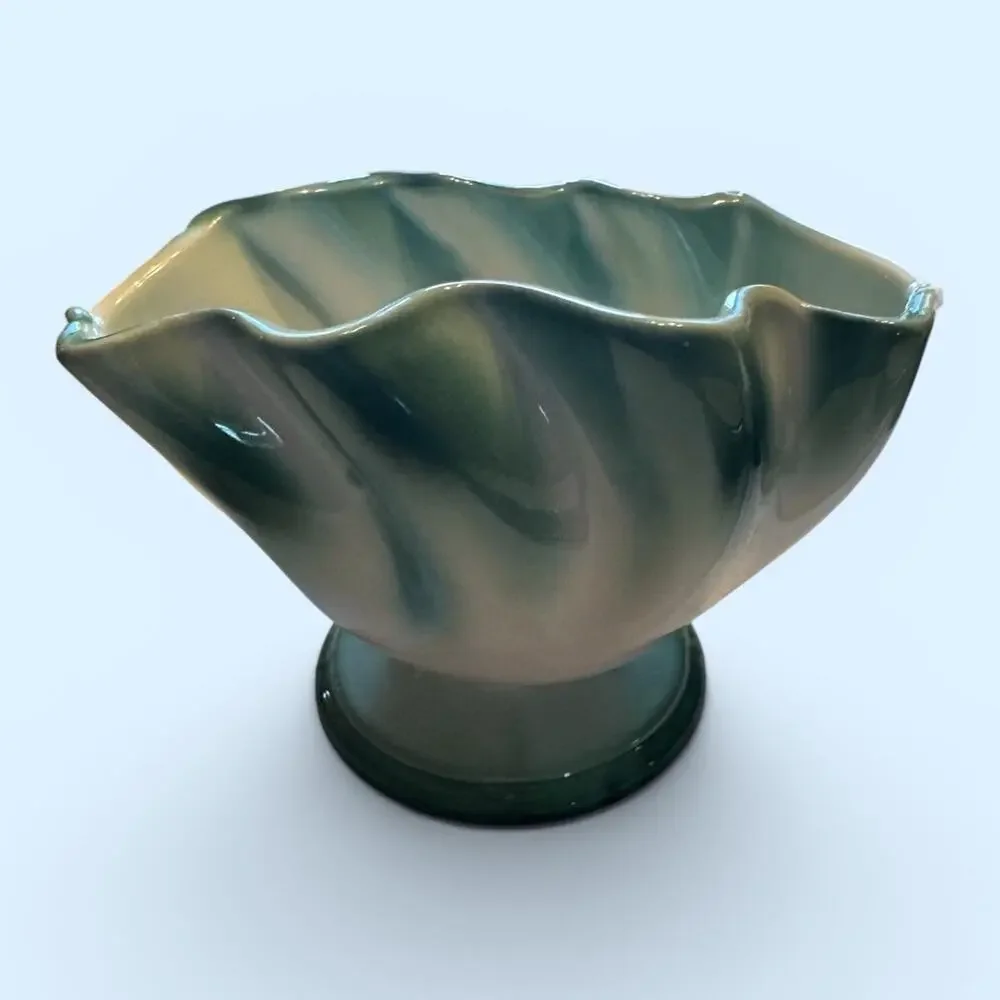 Vintage Hull Regal Pottery Planter Scallopped White and Green 6” long